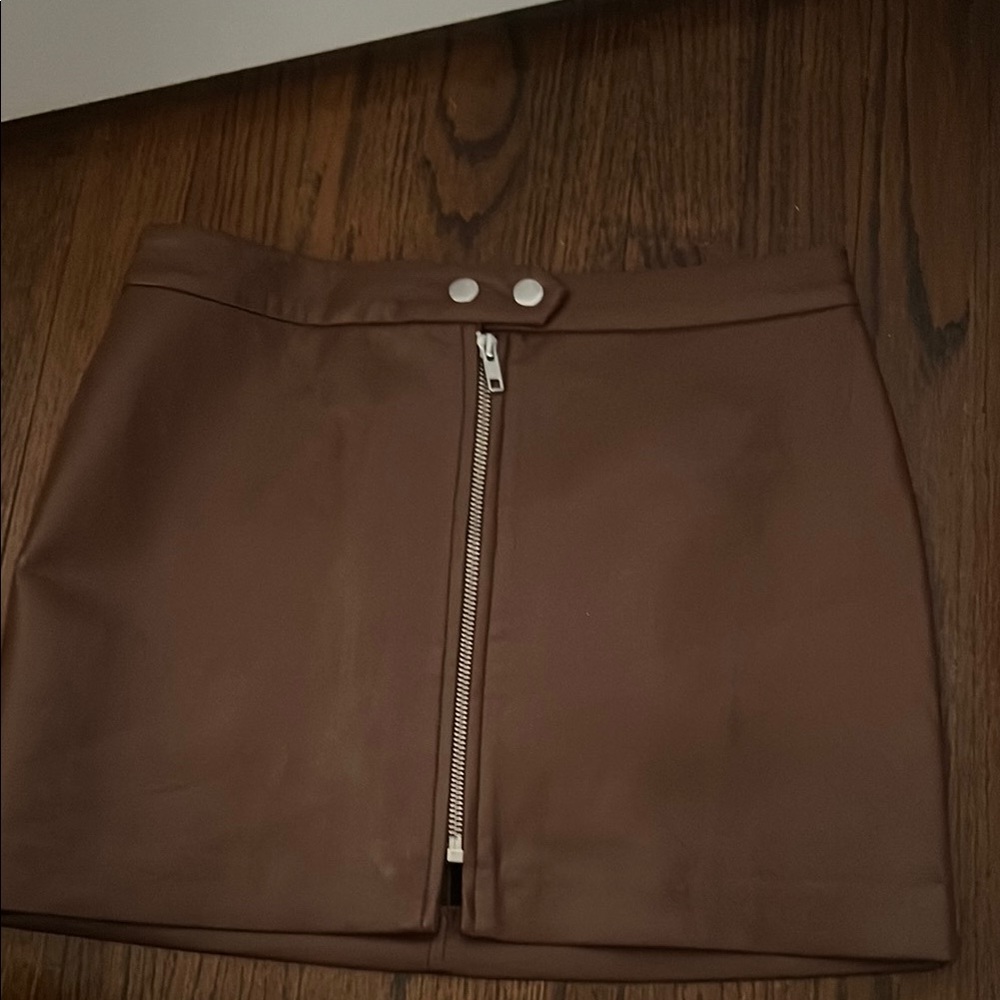 Brown Faux Leather Mini Skirt with Front Zipper
